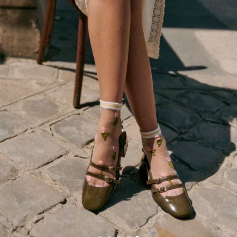 In Search of 🍄🍄 Sezane Paula babies Size 6/36 in Pistachio color. 6. Or 6.5